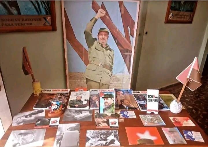 Festejan campechuelenses los Cien años de Fidel