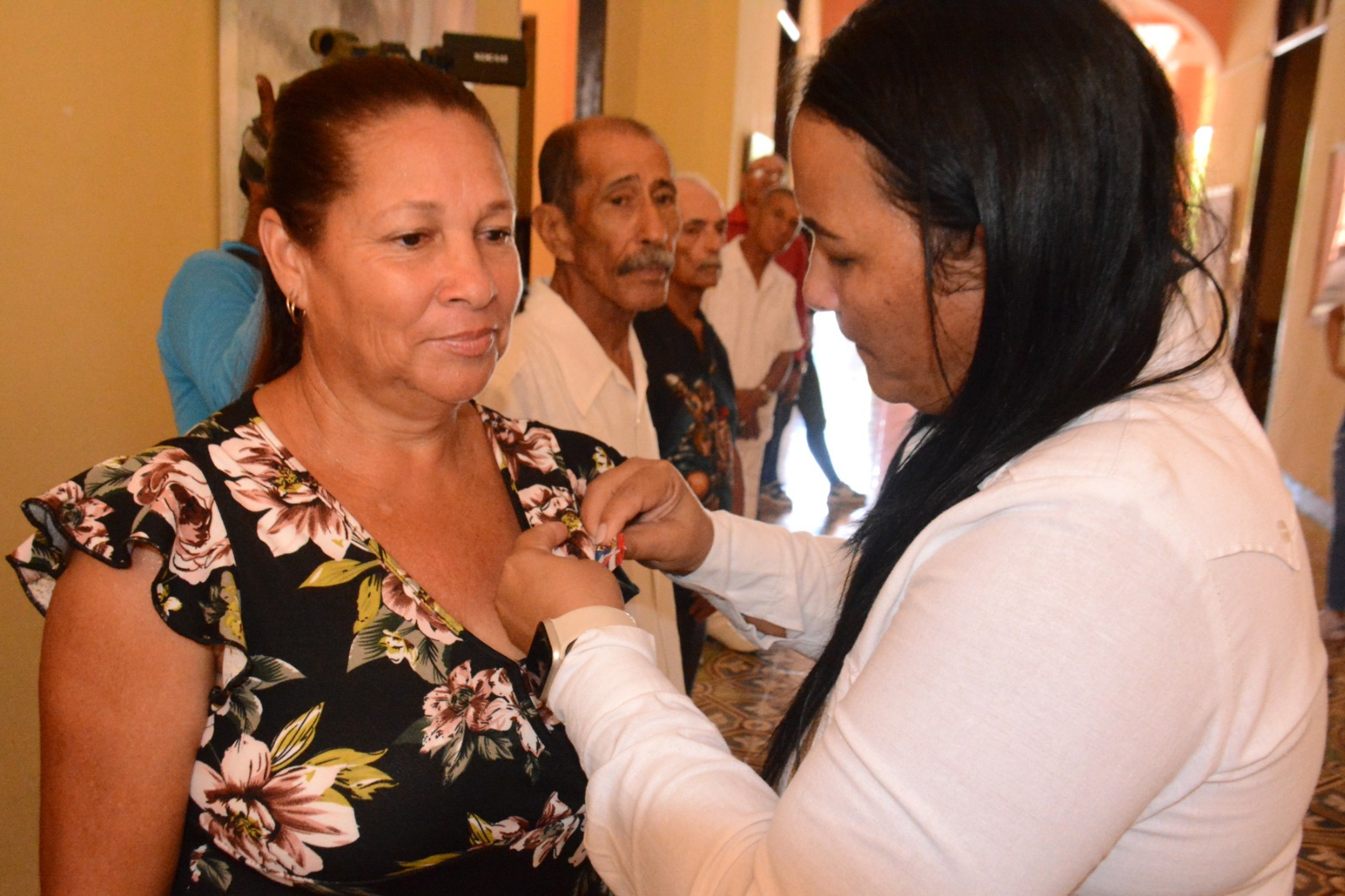 Condecoran a cederistas granmenses destacados