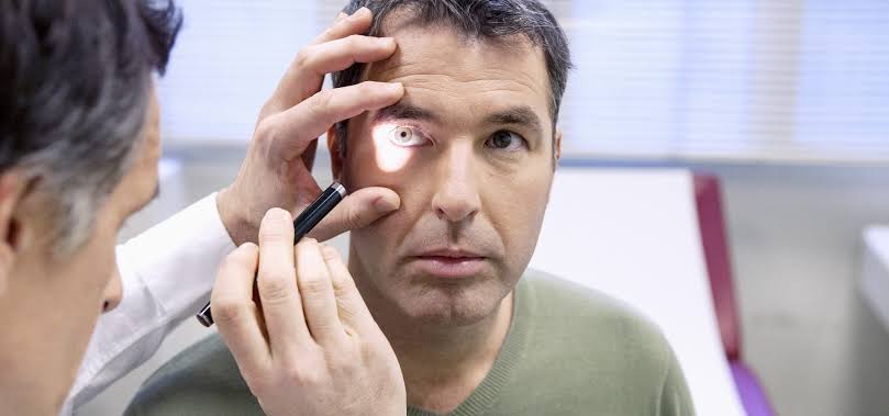 Relacionan contaminación atmosférica con la salud ocular