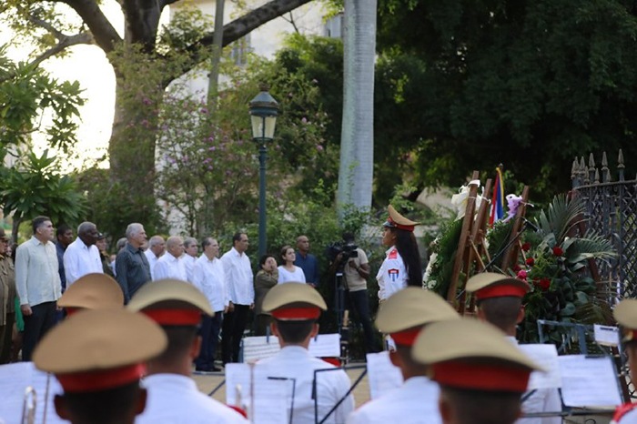 Preside Díaz-Canel ceremonia por el aniversario 158 del alzamiento en La Demajagua