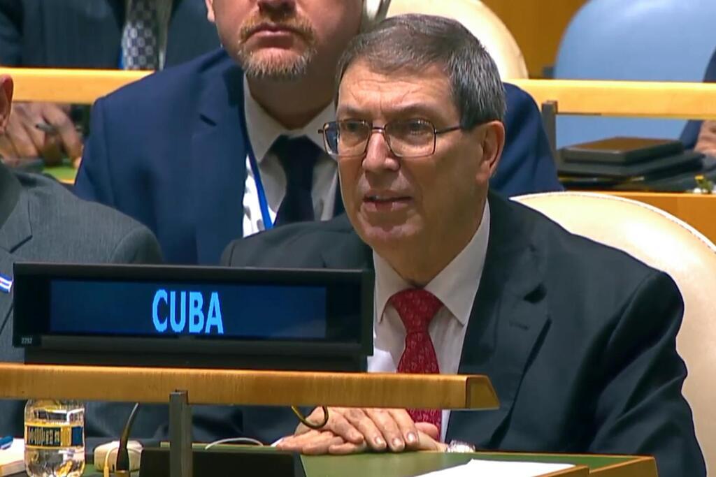 Cubanos en Argentina respaldan al canciller Bruno Rodríguez