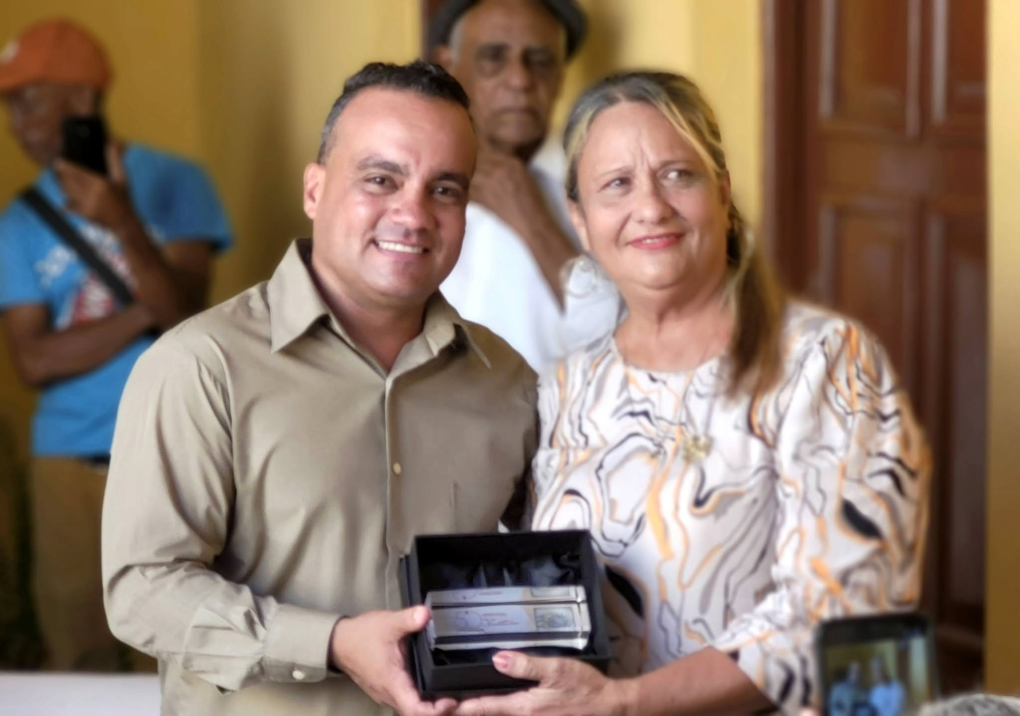 Premio Periódico Patria para dos reporteros granmenses